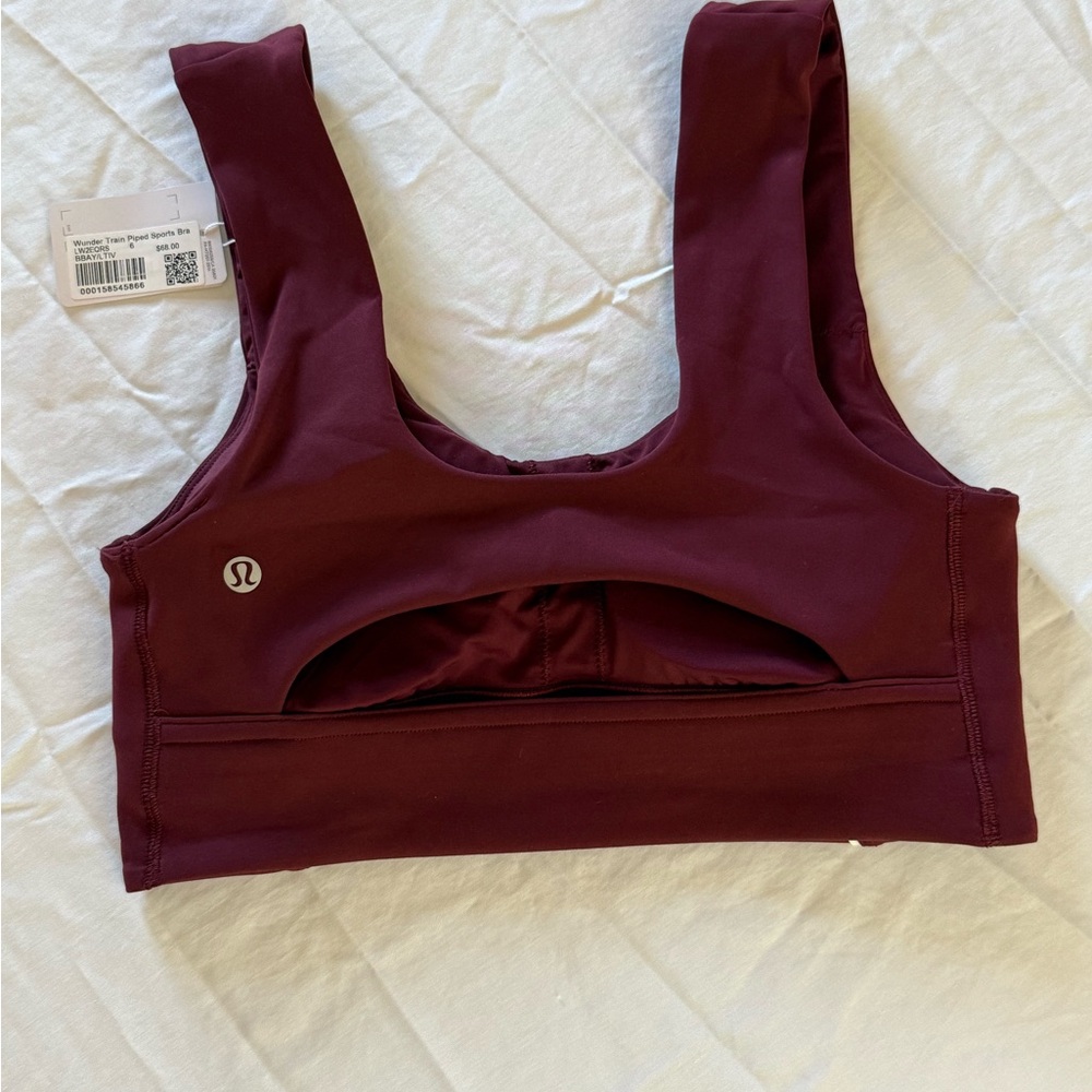 Lululemon Seamless Scoop Sports Bra with cut out in back- Burgundy bay size 6 - Picture 7 of 8